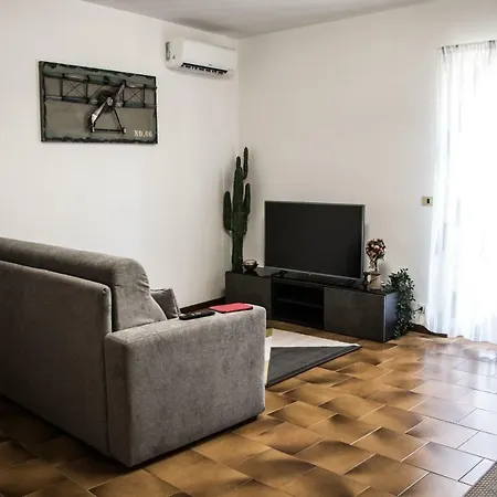 Casa Paradisino - Smart Work, Wifi, Free Beach Apartment Viareggio